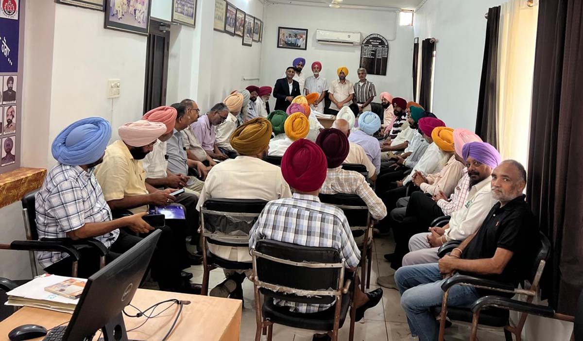 The Central and Punjab Government should take stock of the officers and employees of the Punjab Police facing CBI cases - Punjab Police Pensioners Welfare Association.